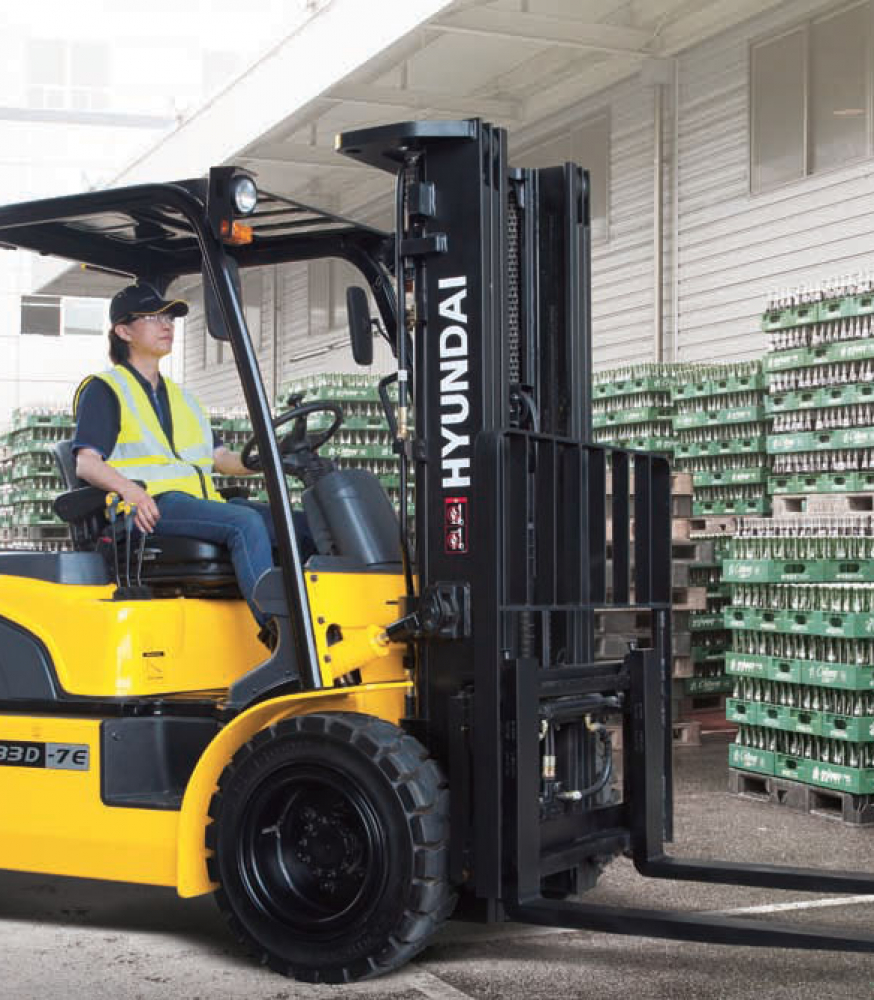 Forklifts QATAR BUILDING COMPANY